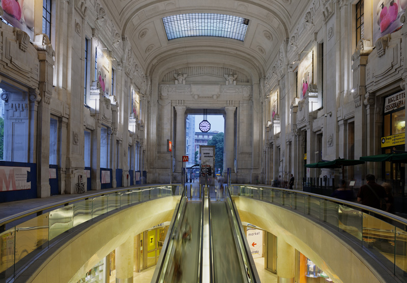 Hauptbahnhof Foyer (Stazione Centrale, Ulisse Stacchini, 1931)